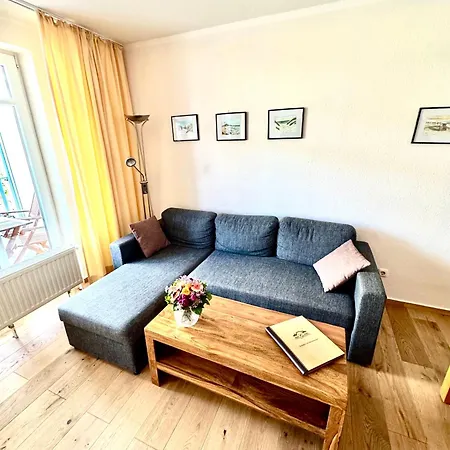 Haus Strandeck Meeresrauschen 12 * Goehren (Ruegen)